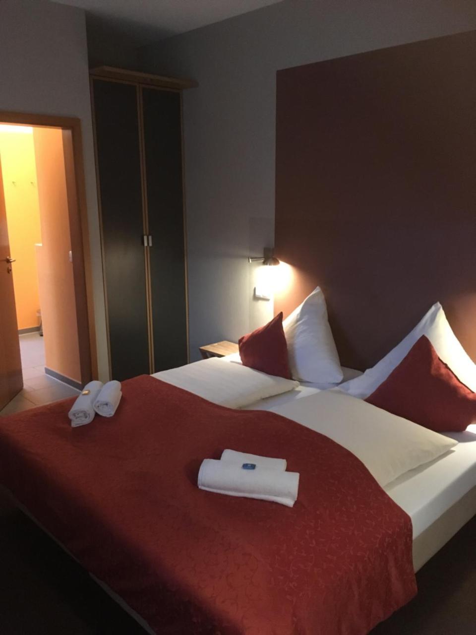 Maxi'S Hotel Steinfeld  Buitenkant foto